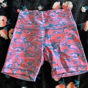 Wunder train shorts